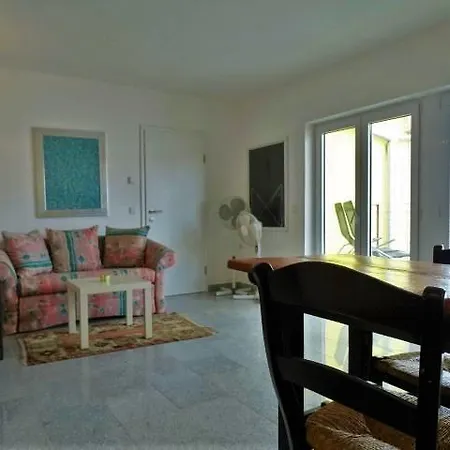 Julia Apartment
